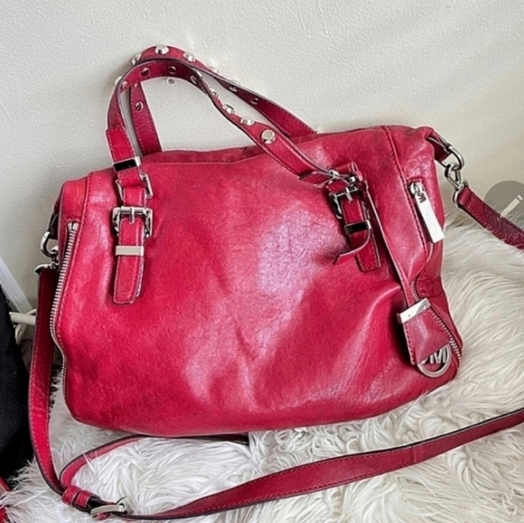 🍁🍂Gorgeous RARE Michael kors cherry red Essex bag - Picture 6 of 6